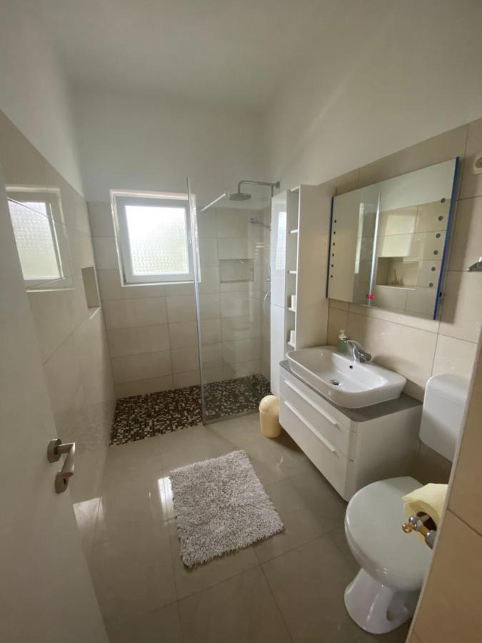 Apartman Ana Dobropoljana Exterior photo